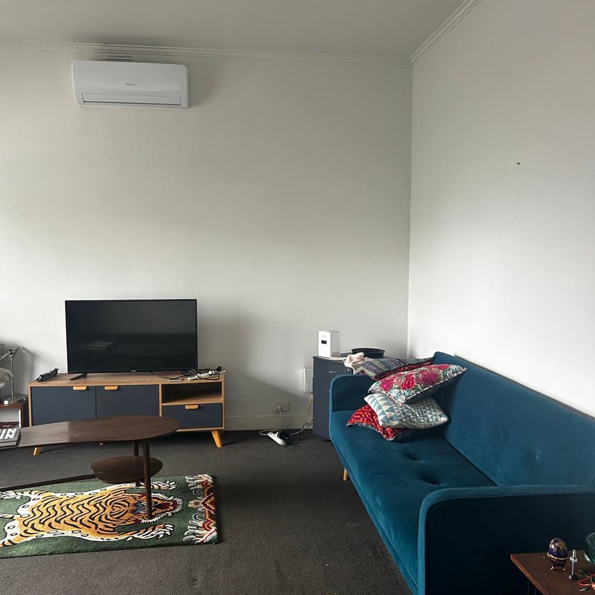 Brunswick West - Photo 1