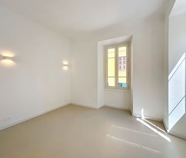 Appartement de standing 3/4 pièces Montée du tribunal Ajaccio, - Photo 3