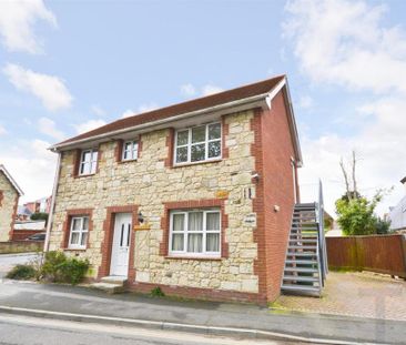 2 bedroom maisonette to rent - Photo 4