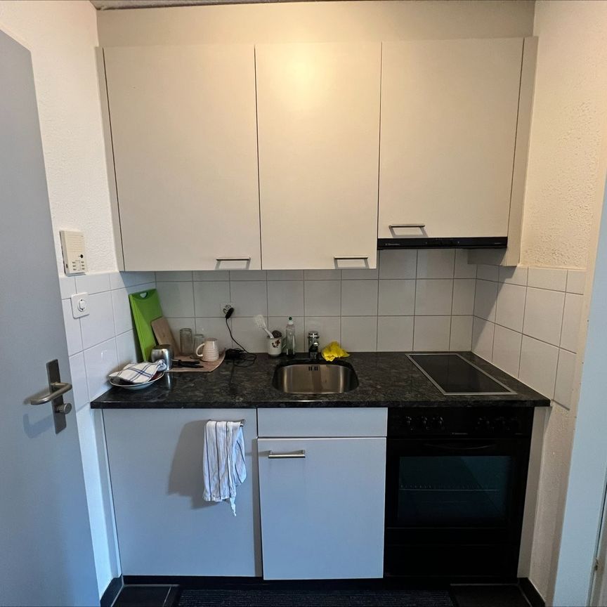 Gemütliche 1.0-Zi. Wohnung an urbaner Lage - Photo 1