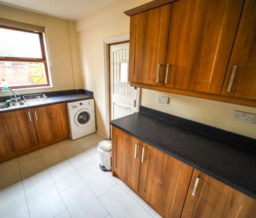 2 bedroom terraced house to rent - Photo 4
