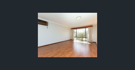 Family Home close to all amenities - Photo 3