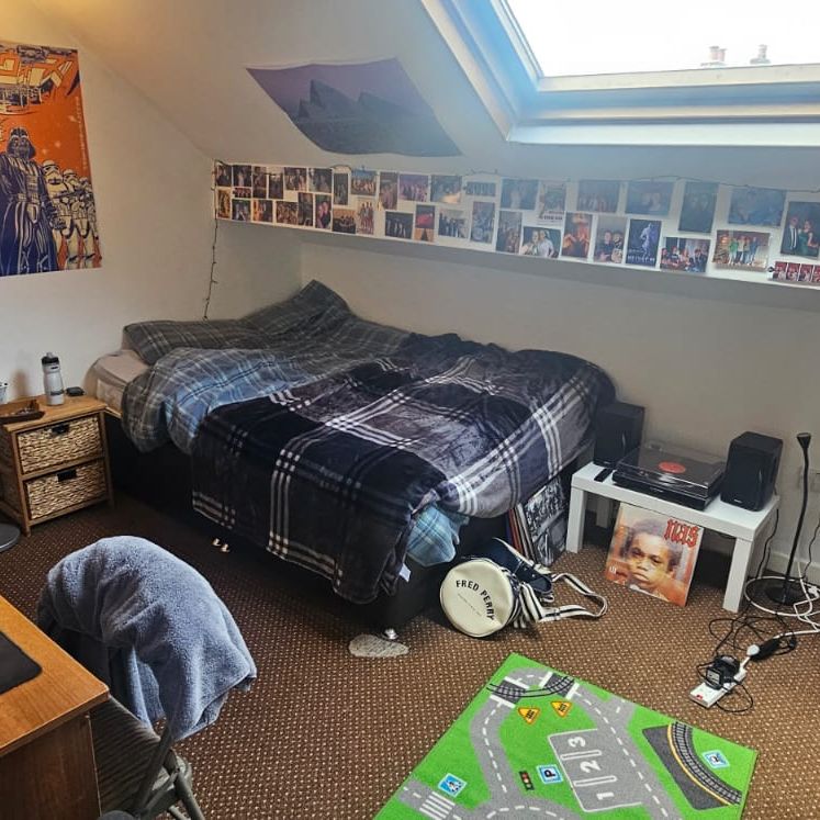 5 Bed - 11 Ashville Grove, Burley, Leeds - LS6 1LY - Student - Photo 1