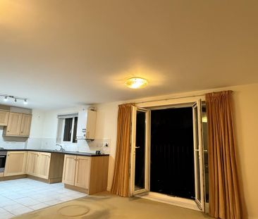 2 bedroom flat to rent - Photo 6