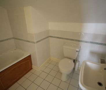 1 Bed Student Accommodation - Photo 4