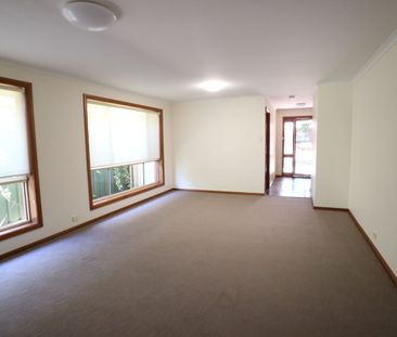 **Applications Closed** - Photo 2