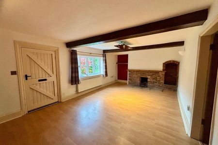 Winsford, Darnhall - Photo 4