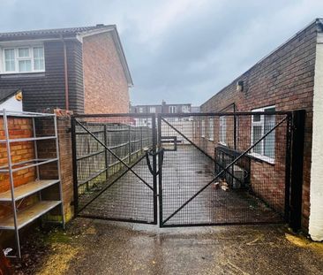 2 Bed Mobile Home, Breamar Avenue, CR2 - Photo 3