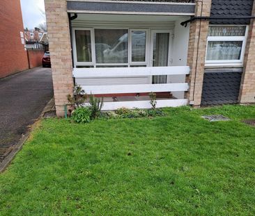 1 Bed Flat, Outram Road, CR0 - Photo 5