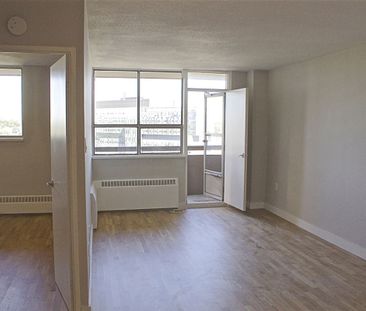 230 Oak Street - Photo 2