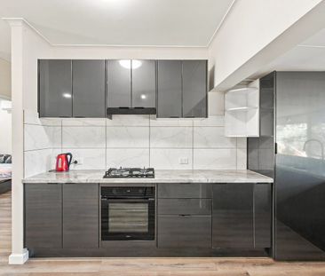 Spacious Holloways Beach Living | Available Now - Photo 4