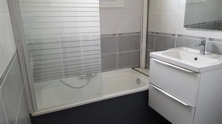 Location Appartement 2 pièces 41m² BOULOGNE SUR MER 62200 - Photo 5