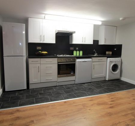 1 bedroom flat to rent - Photo 3