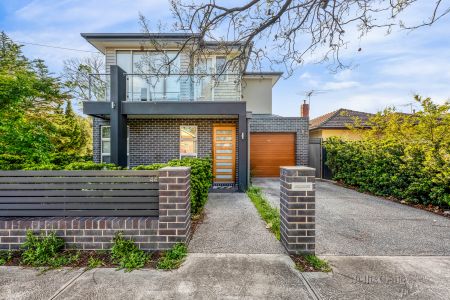 44 Lawson Street, Essendon VIC 3040 - House For Rent | Domain - Photo 3