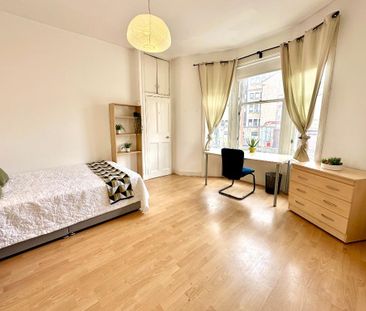 2 bedroom flat to rent - Photo 5