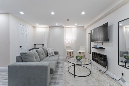 For Lease - 43 Tollgate Street Unit# Lower, Brampton, Ontario - Photo 3