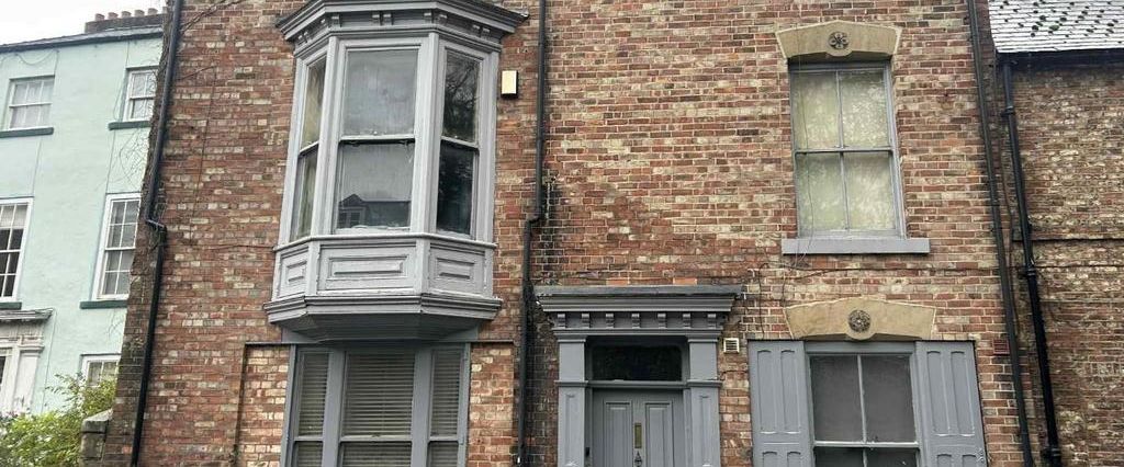 7 bedroom private hall to rent - Photo 1