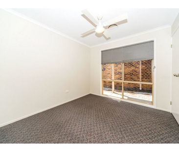 GREAT LOCATION CLOSE TO M1, HOME WORLD AND SCHOOLS - Photo 1