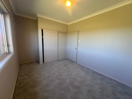 Location - Lifestyle - Farm - 4 Bedrooms - Photo 5