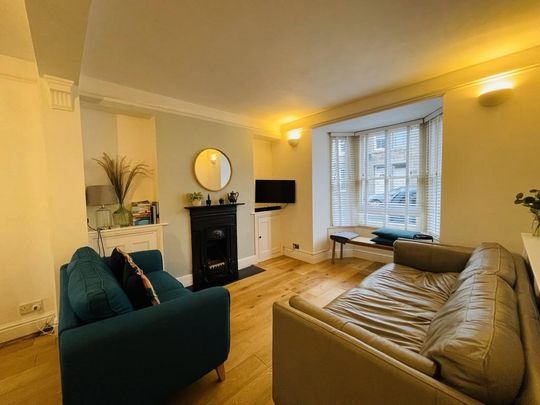 2 bedroom cottage to rent - Photo 1