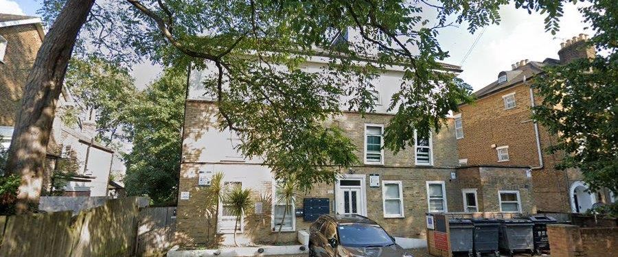 8 Talbot Road N15, London - Photo 1