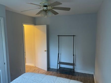 For Lease - 213 Close Avenue Unit# 2, Toronto, Ontario - Photo 5