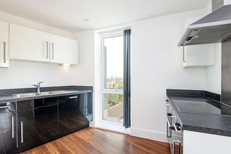 1 Bedroom Apartment - Photo 3