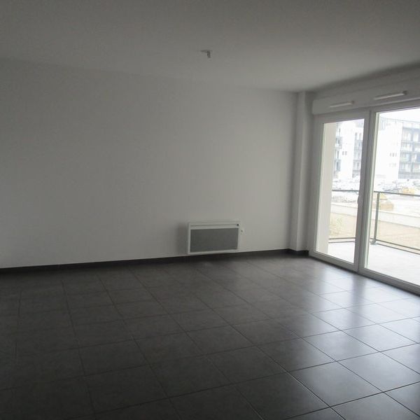 Location Appartement 1 pièce 36m² REIMS 51100 - Photo 1