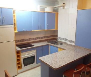 Alquiler de piso en La Trinidad - Photo 2