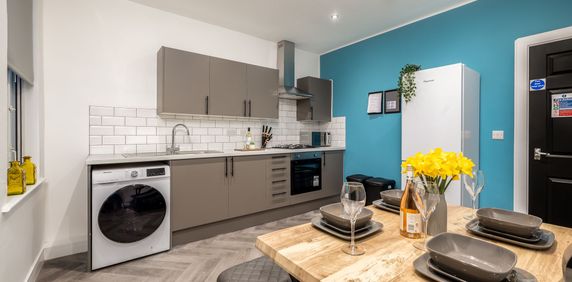 Church Road, Hartshill, Nuneaton, CV10 0LT - Photo 2