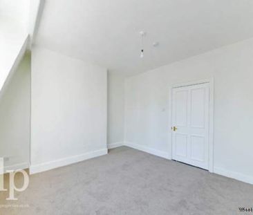 2 bedroom property to rent in London - Photo 1