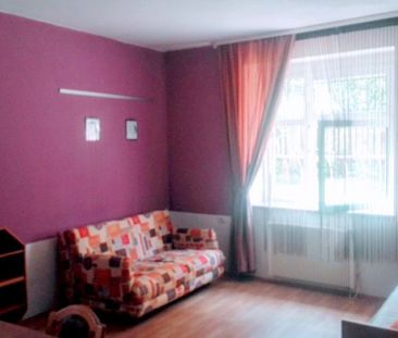 Pronájem bytu 2+kk • 67 m² bez realitkyVrchlického, Karlovy Vary - ... - Photo 1