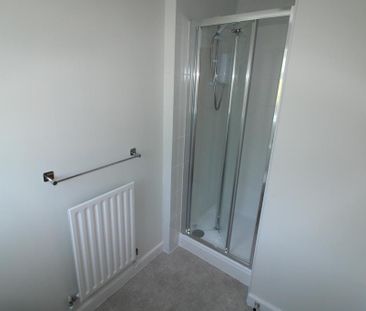 3 bedroom bungalow to rent - Photo 1