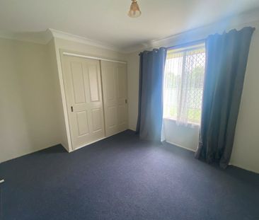 2 Bedroom duplex with garage! - Photo 5