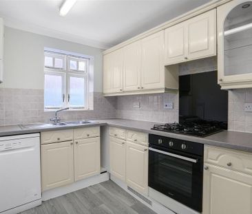 2 bedroom apartment to rent - Photo 6