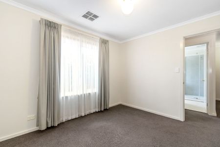 Unit 6/1 Church Crescent, Marion. - Photo 4