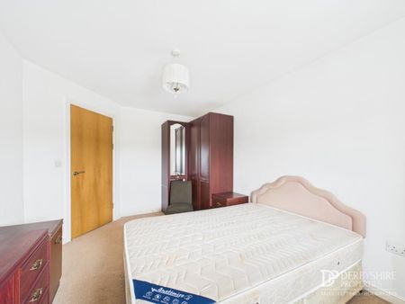 2 Bedroom Apartment - Photo 3