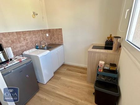 Location Appartement 1 pièce 31m² LE MANS 72000 - Photo 3