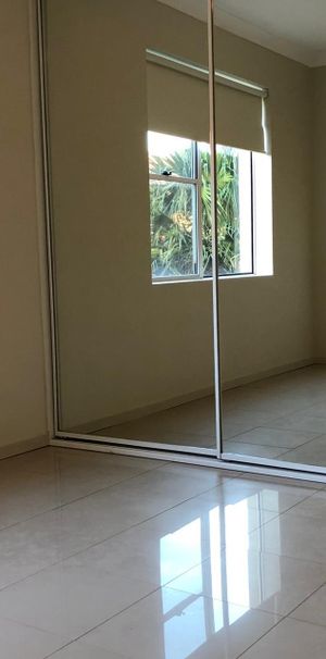 2/31 Kembla Street, Wollongong NSW 2500, Wollongong - Photo 1
