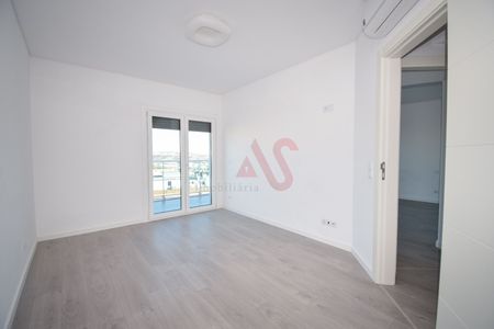 Apartamento T3 em Lisboa - Photo 2