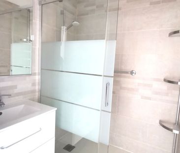 Appartement à louer 2 pièces • 42 m 2 Saint-Raphaël - Photo 6