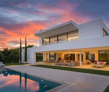 Detached Villa in The Golden Mile - Photo 6
