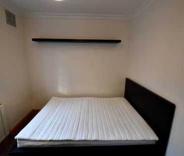 2 Bed Flat, Dunn Street, E8 - Photo 3