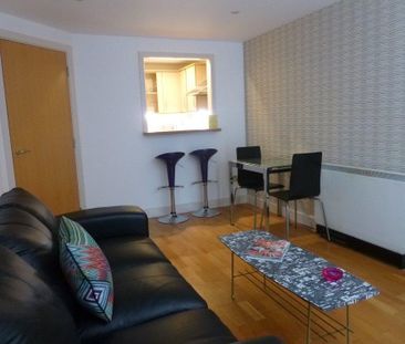 2 bedroom flat to rent - Photo 6