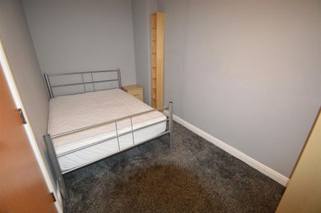 4 bedroom house to rent - Photo 4