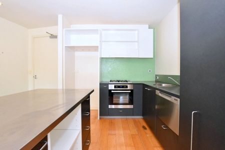 411/99 River Street - Photo 2