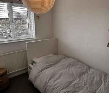 2 bedroom semi-detached house to rent - Photo 4