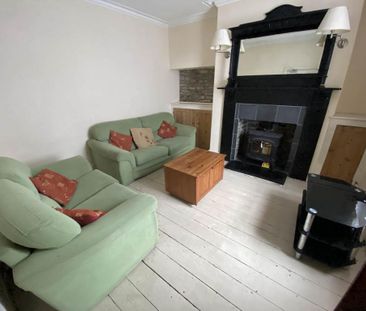 4 bedroom house to rent - Photo 1