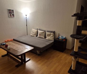 Living in the best location! - Photo 3