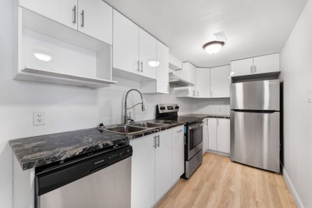 For Lease - 20 Dundegan Drive Unit# B, Kanata, Ontario - Photo 3